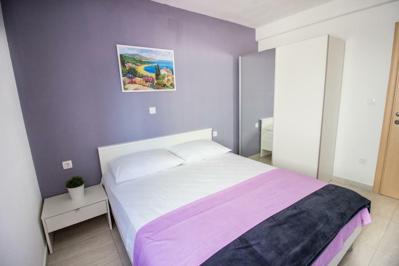 Colic Apartment Njivice Ngoại thất bức ảnh